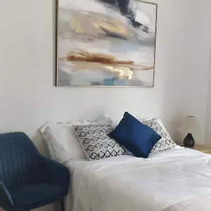 Salthill Village 3 Bed Apartment